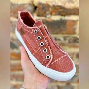 Blowfish Malibu Play Slip-on Sneaker Baked Clay